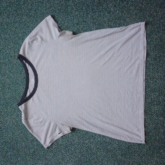 Old Navy Striped shirt with ribbing black and white Size XXL - Picture 4 of 14